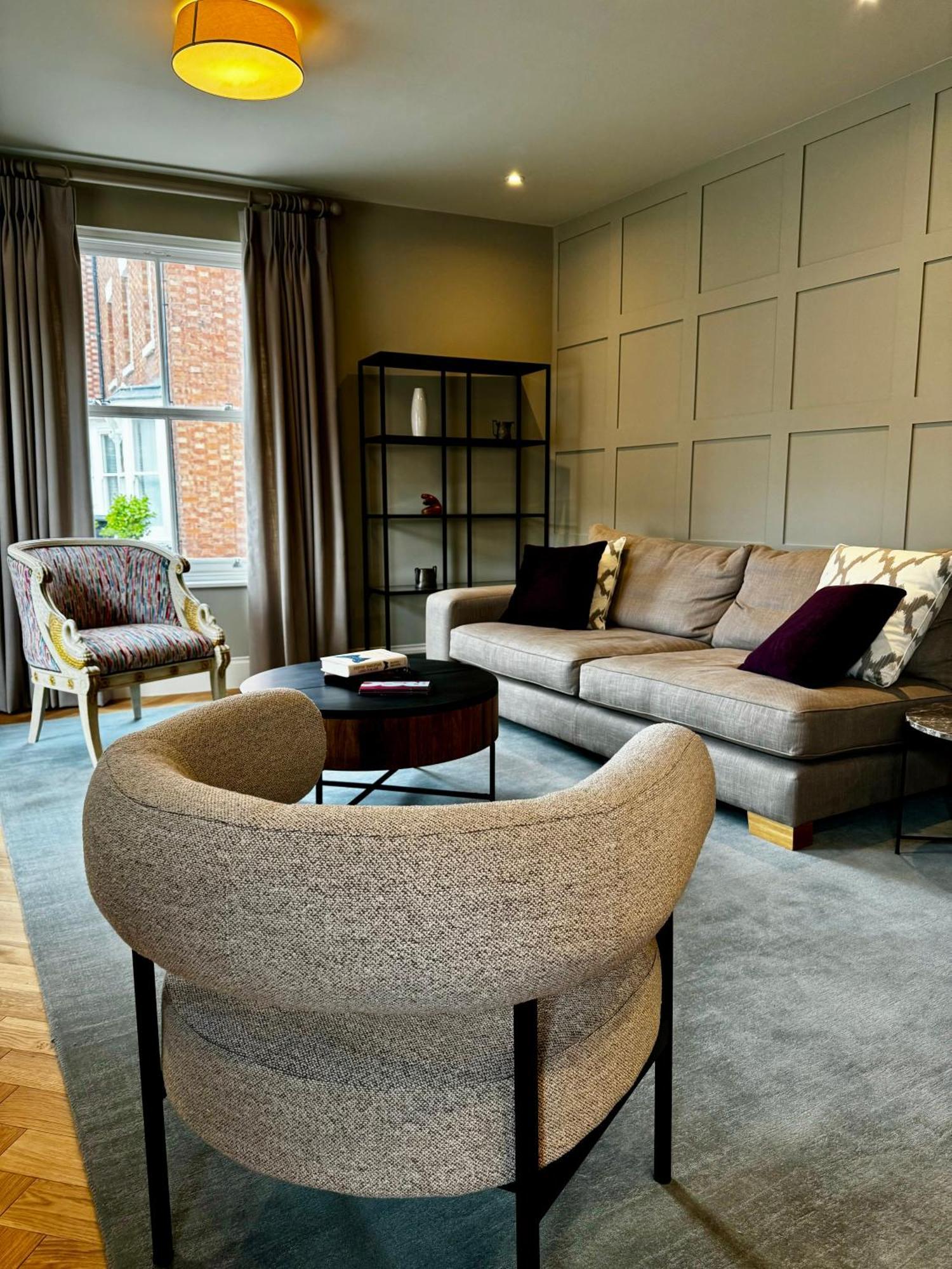 Macbeths Corner High End Luxury Apartment In Centre With Parking ستارتفورد أبون آفون المظهر الخارجي الصورة